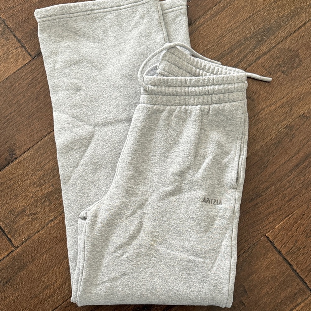 Aritzia Sweatfleece Pant